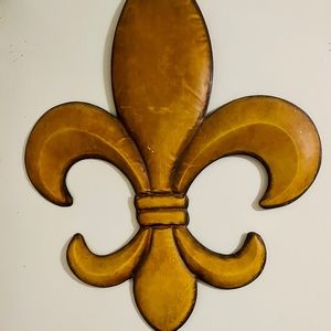 Metal fluer-de-lis Wall Decor